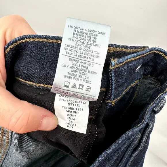 HUDSON NWT Nico Straight Ankle Denim Jean in Mercy// 24